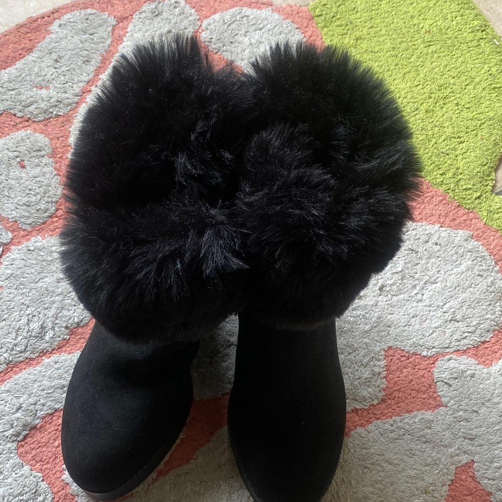 Rouge Helium Black Faux Fur Winter Boots